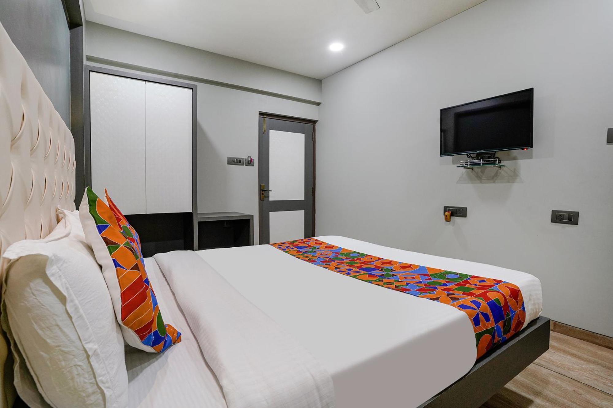 Fabhotel Grand Inn II Navi Mumbai Eksteriør billede
