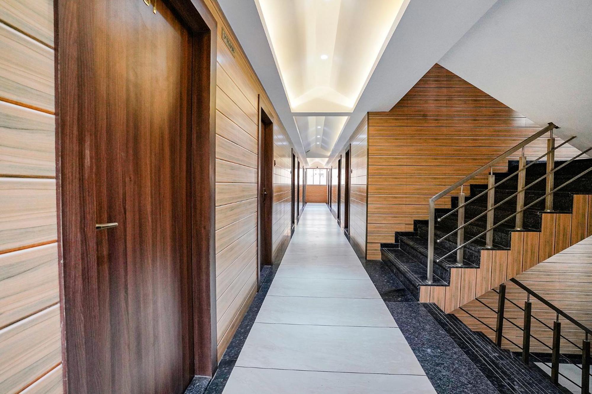 Fabhotel Grand Inn II Navi Mumbai Eksteriør billede
